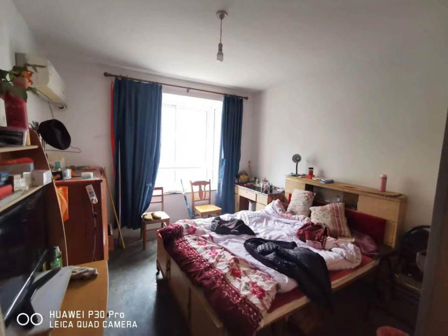 上海市闵行区鑫峰苑92栋2F 