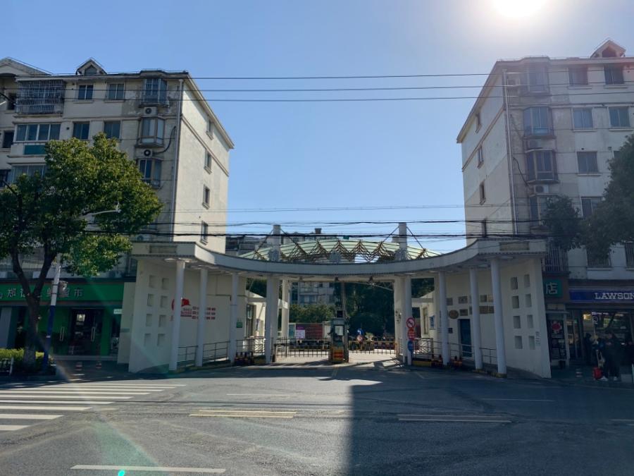 上海市闵行区锦峰苑38栋3F 