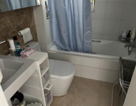 上海市徐汇区汇宁花园3栋20F 