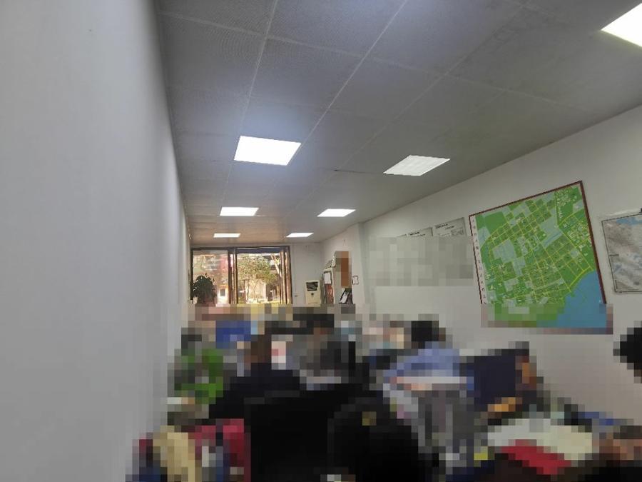 上海市金山区御景龙庭804栋1F 