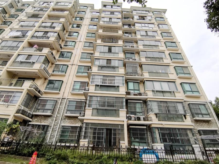 上海市松江区世纪新城208栋1F 