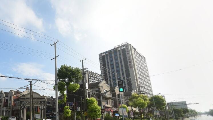 上海市宝山区绿地公元18606栋4F 