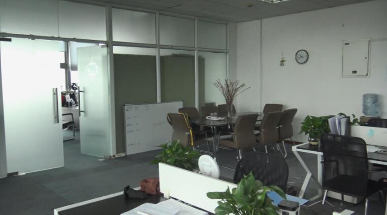 上海市松江区绿地伯顿广场1栋10F 