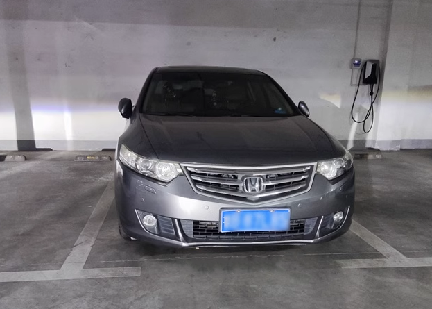 上海市奉贤区绿地无双21栋14F 