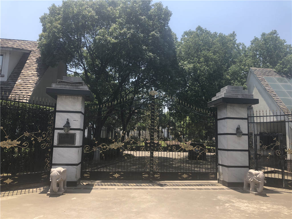 上海市青浦区楠林水岸37栋 