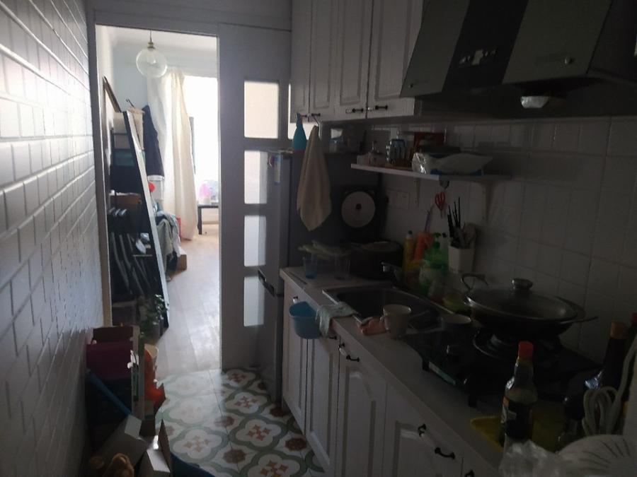 上海市长宁区定西路1235弄小区6栋7F 