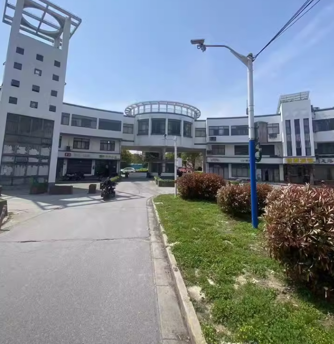 上海市奉贤区北港和景苑35栋F 