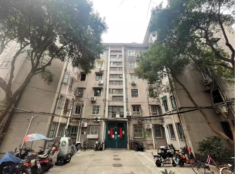 上海市黄浦区瑞雪小区32栋6F 