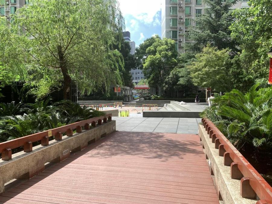 上海市徐汇区中海馨园17栋15F 