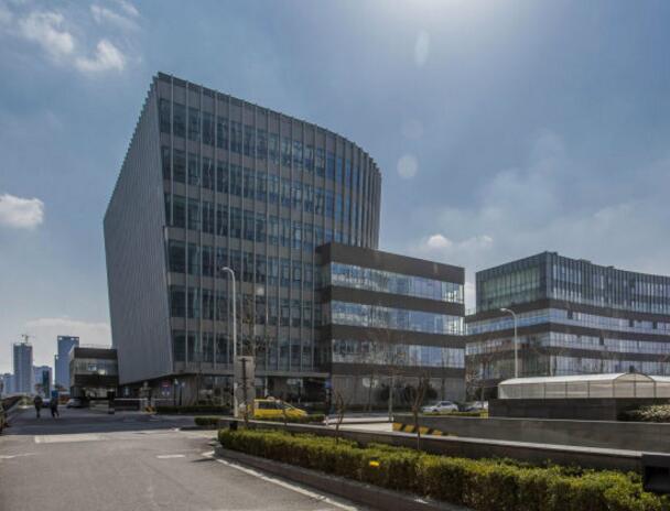 上海市杨浦区滨江国际广场1062栋4F及2个车位 