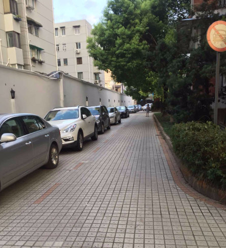 上海市静安区和馨苑8栋9F 