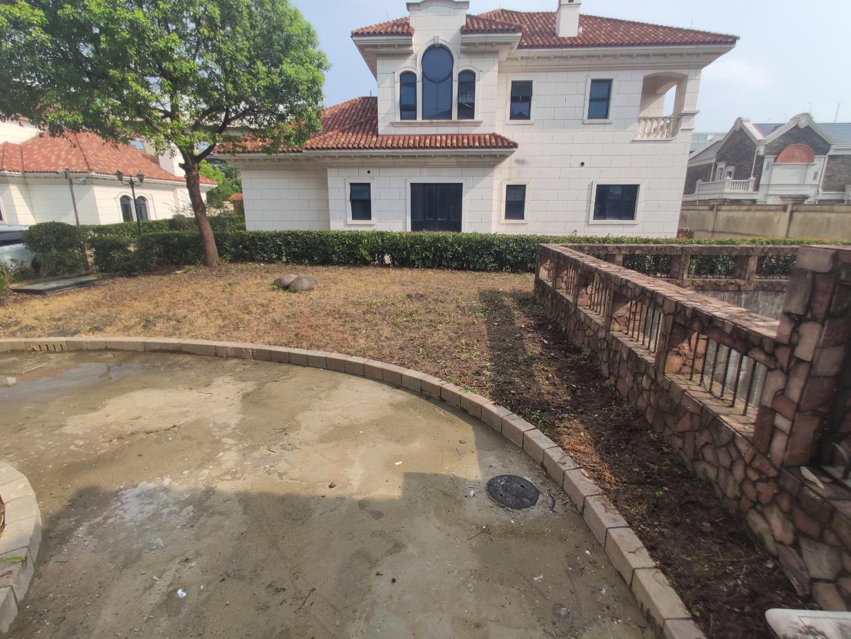 上海市浦东新区东郊硅谷豪园9栋 