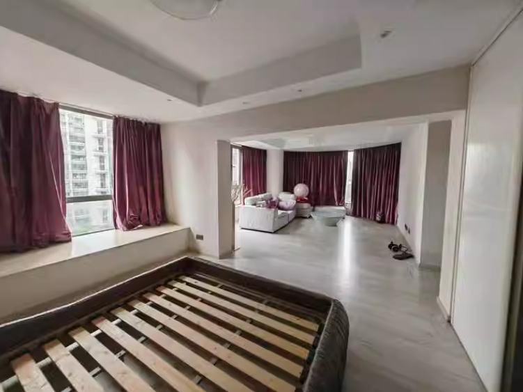 上海市静安区中凯城市之光18栋8F 