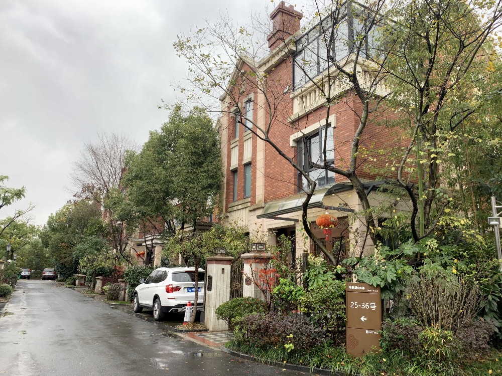 上海市宝山区保利叶上海29栋1-3F 