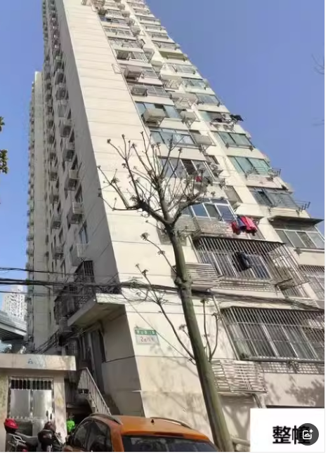 上海市浦东新区博山小区75栋2F及家具等 