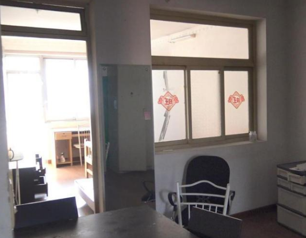 上海市闵行区恒德花苑81栋5F 