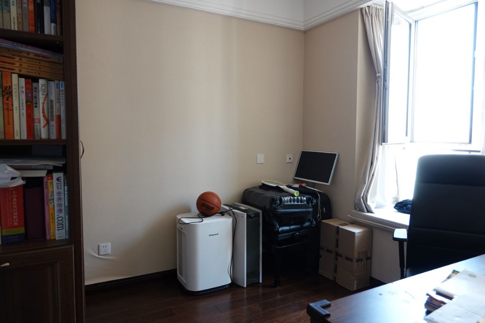 上海市静安区象屿大宁悦府11栋15F 