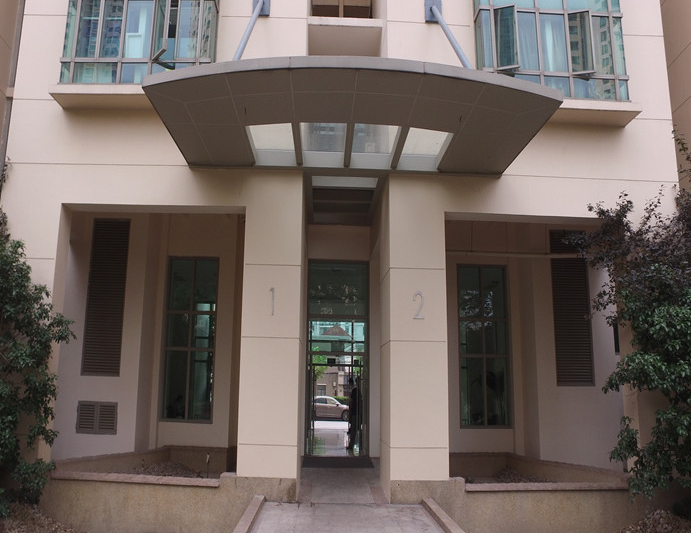 上海市静安区枫景苑2栋32F及地下车位 