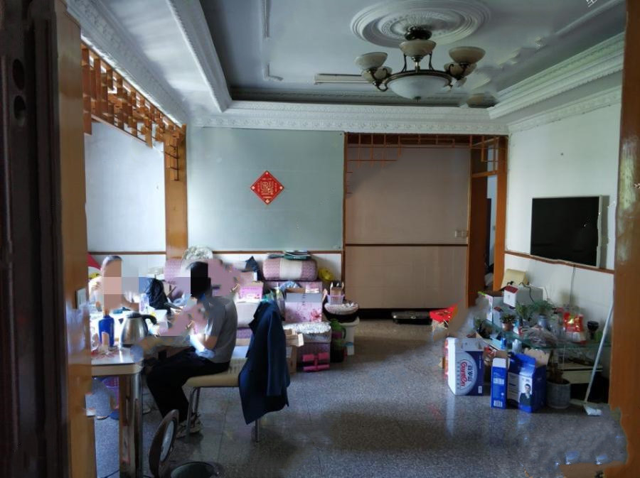 上海市奉贤区洪庙路247弄小区14栋3F 