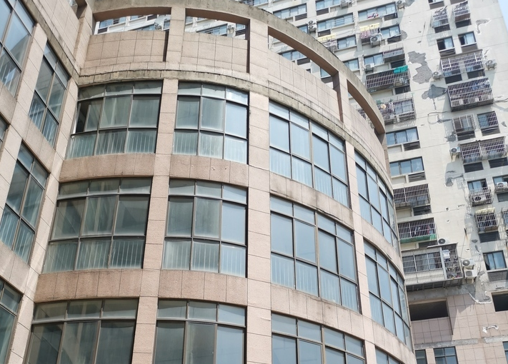 上海市松江区九洲世贸综合市场44栋1F 