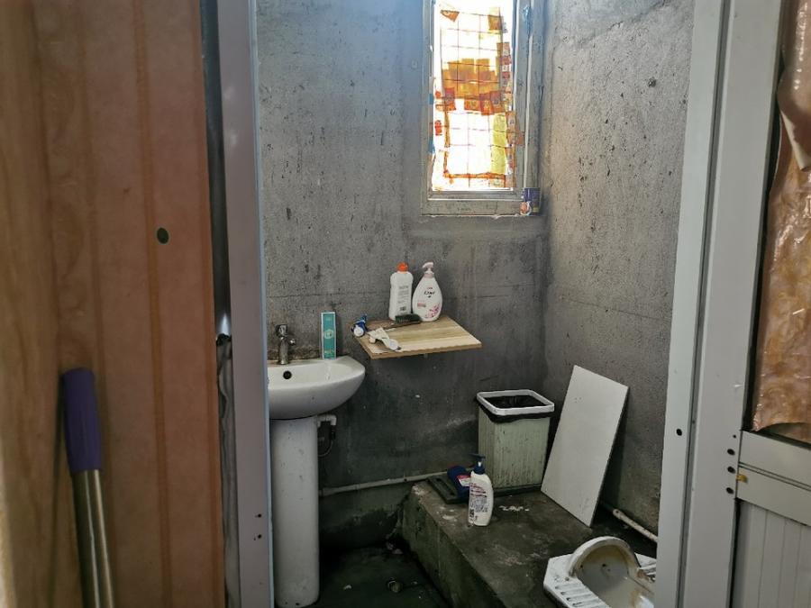 上海市金山区御景龙庭808栋1F 