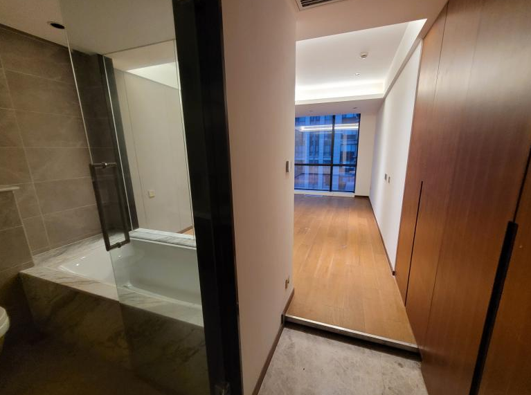 上海市普陀区汇银铭尊16栋8F 