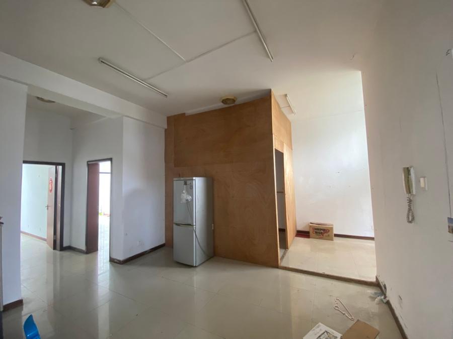 上海市宝山区世纪非凡怡园1栋4F 