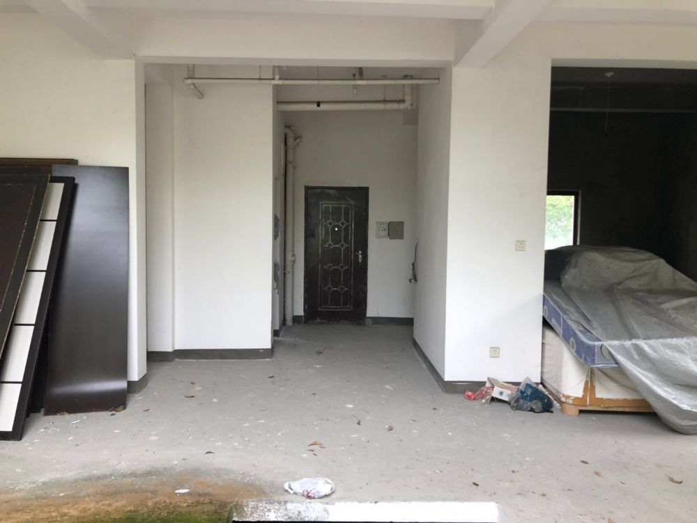 上海市青浦区楠林水岸3栋 