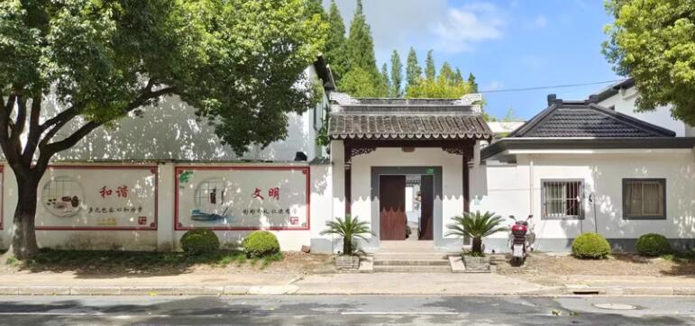 上海市松江区学府路厂房湖荡镇207栋 