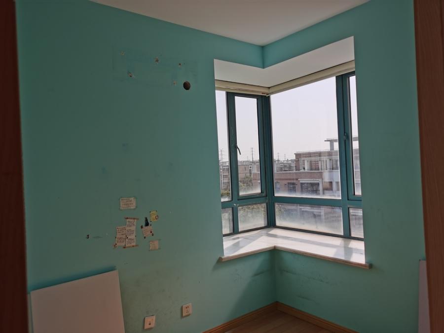 上海市奉贤区居礼苑103栋6F 