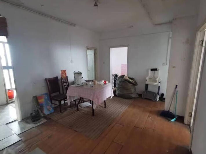 上海市浦东新区天和湖滨家园120栋10F及地下1F车位 