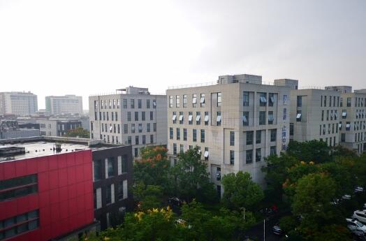 上海市浦东新区星月•总部湾秀浦路2502弄12栋 