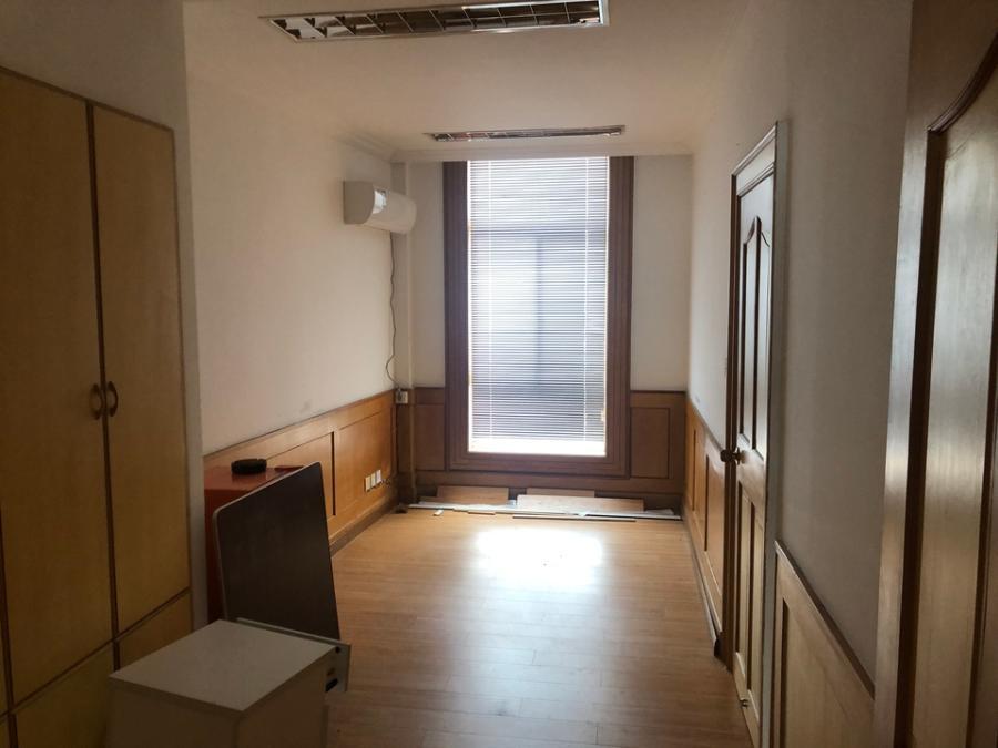 上海市浦东新区泰苑公寓沿街商铺7984栋1-2F 