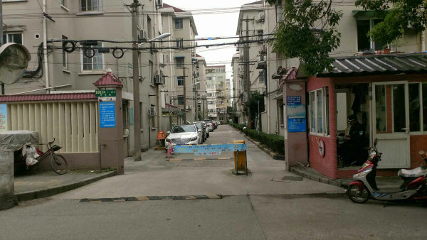 上海市闵行区虹景苑86栋3F 