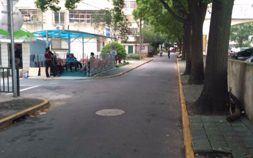 上海市奉贤区解放新村5栋5F 