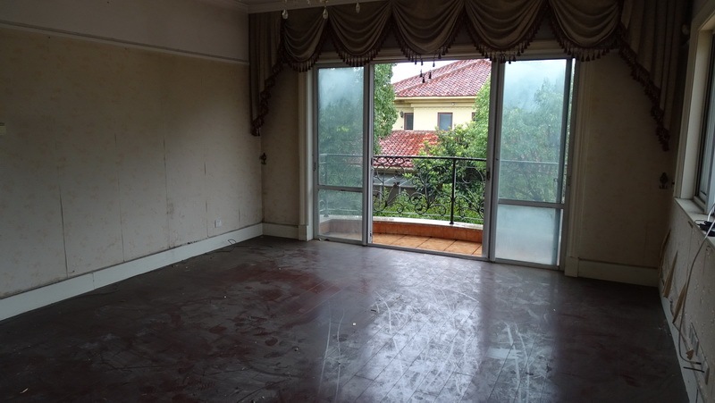 上海市青浦区银涛高尔夫别墅122栋 