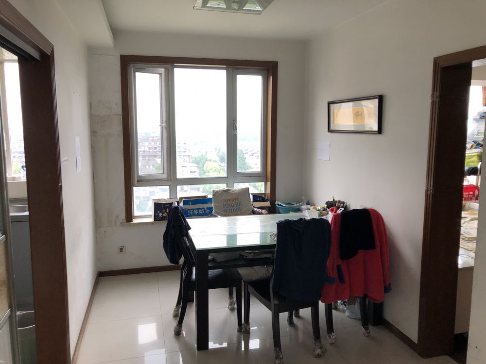 上海市宝山区梧桐城邦38栋12F 