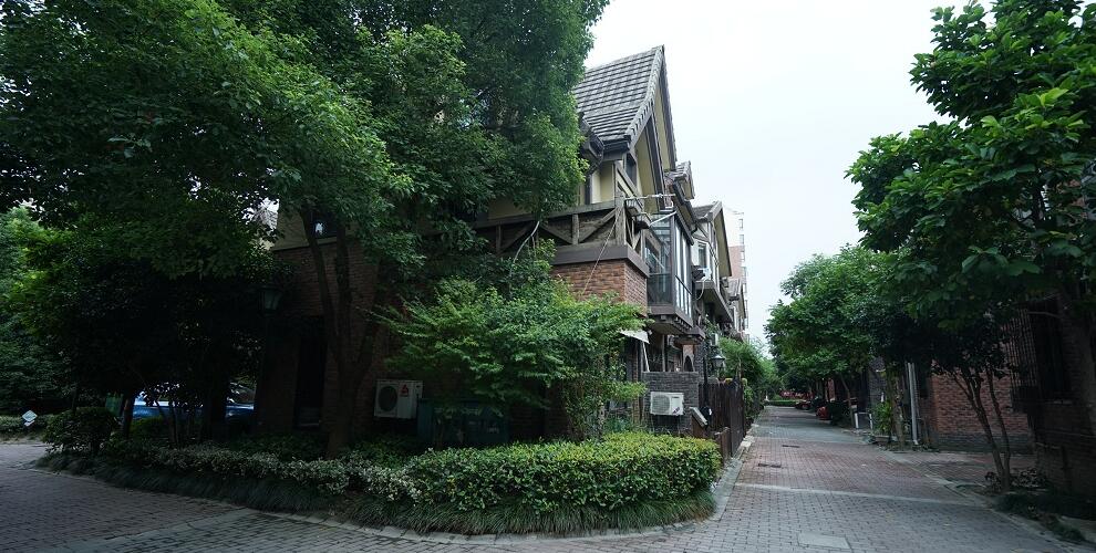 上海市松江区绿地蔷薇九里228栋1-3F 