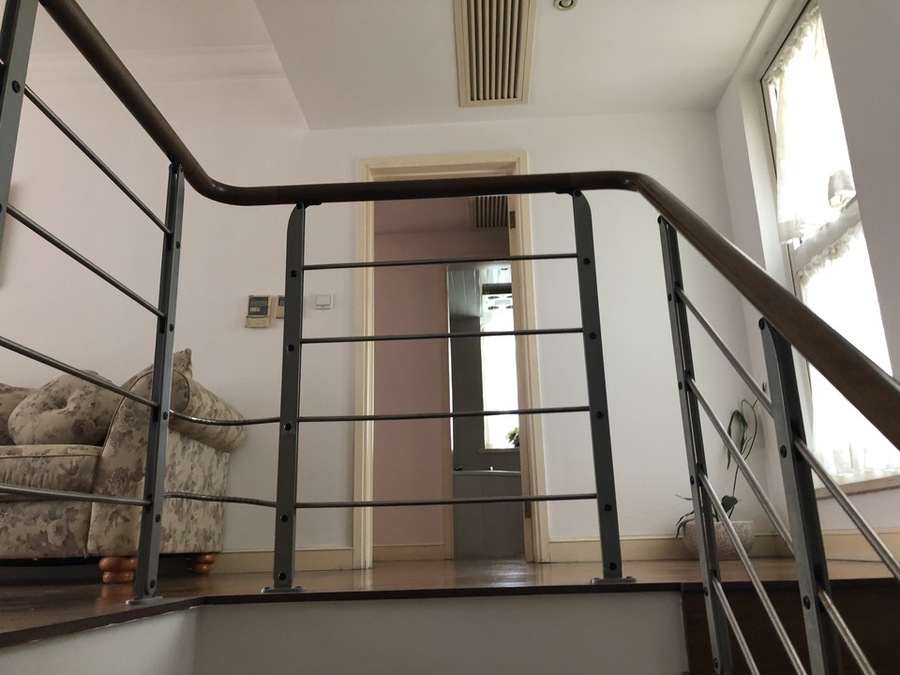 上海市长宁区虹桥城市花园44栋11F 