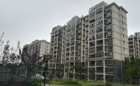 上海市松江区绿波景园 62栋6F 