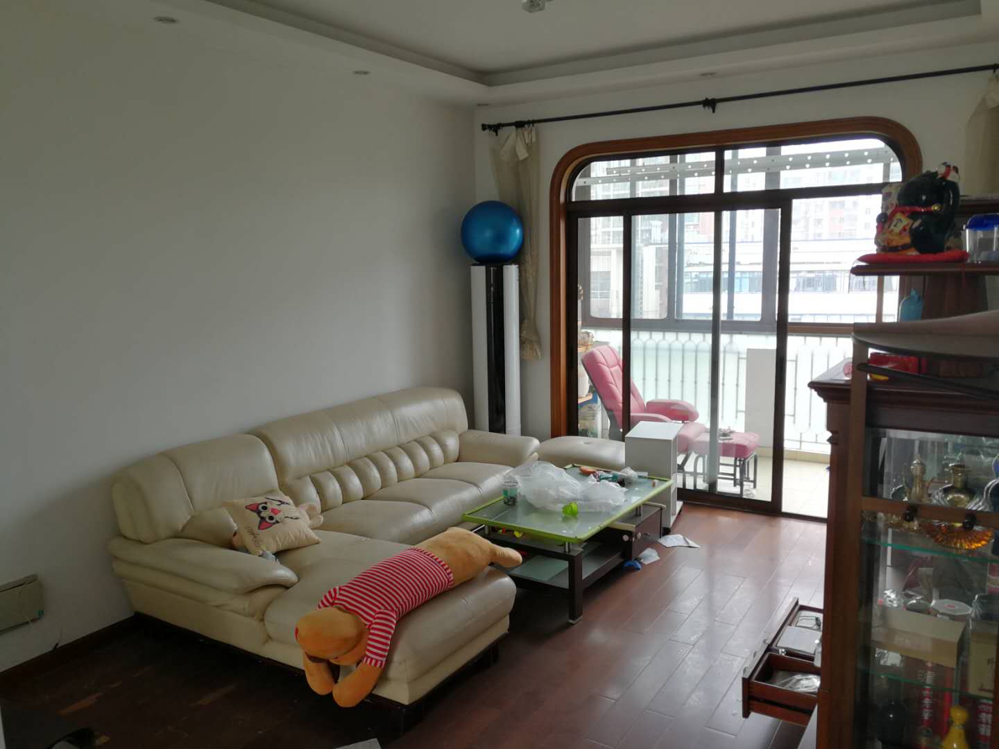 上海市松江区金丰蓝庭32栋6F 