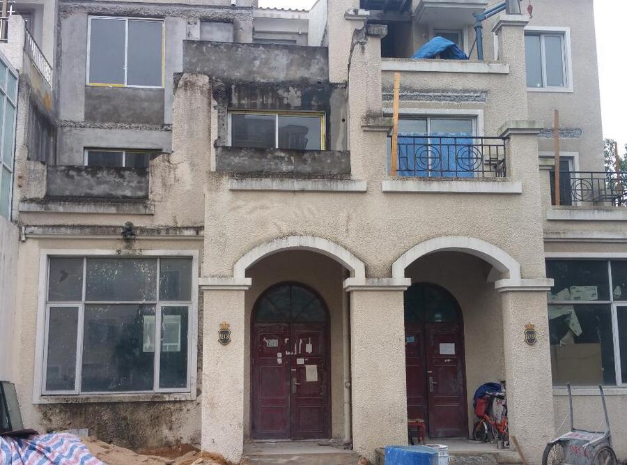 上海市奉贤区聚贤煌都213栋1-4F 