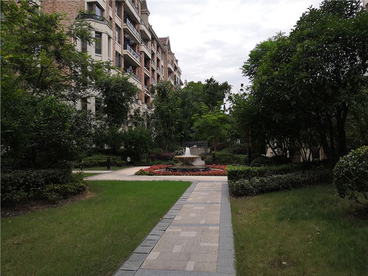 上海市杨浦区仁恒怡庭29栋4F 