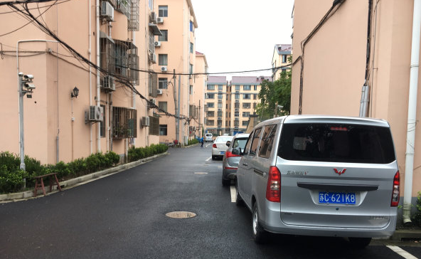 上海市浦东新区银龙小区18栋2F 