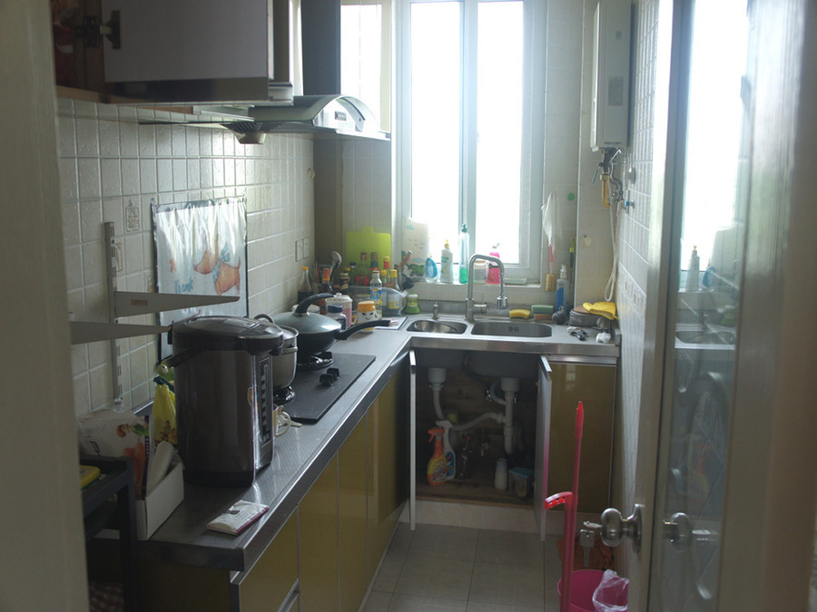 上海市浦东新区高行绿洲27栋5F 