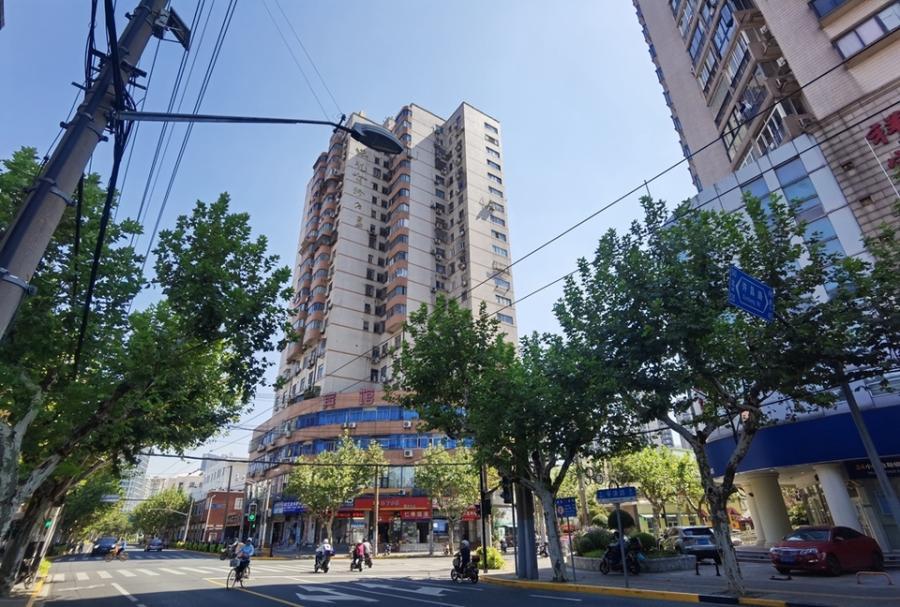 上海市奉贤区界龙商务大楼618栋3F 