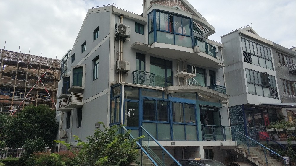 上海市普陀区复地太阳城510栋1-3F 