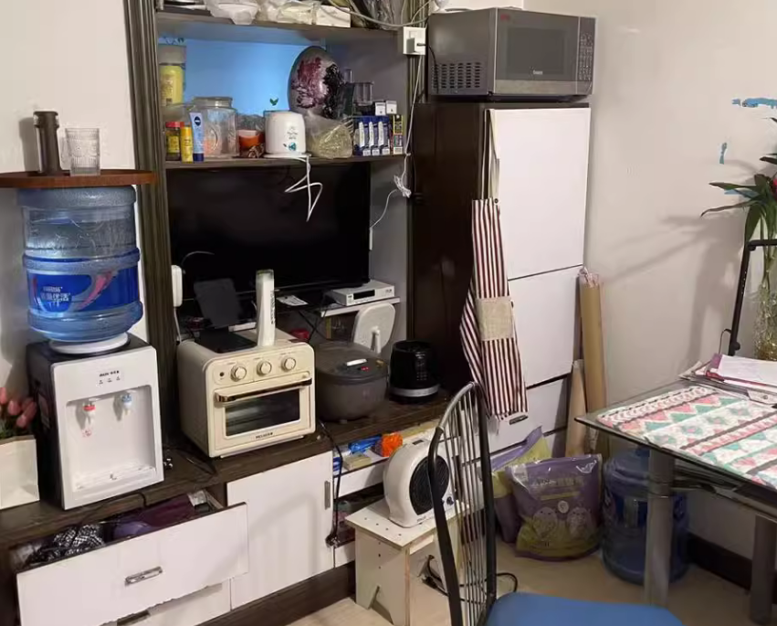 上海市闵行区古美西路316弄小区159栋5F 