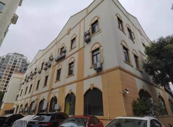 上海市闵行区绿茵苑26栋3F共6套及室内固定装修 