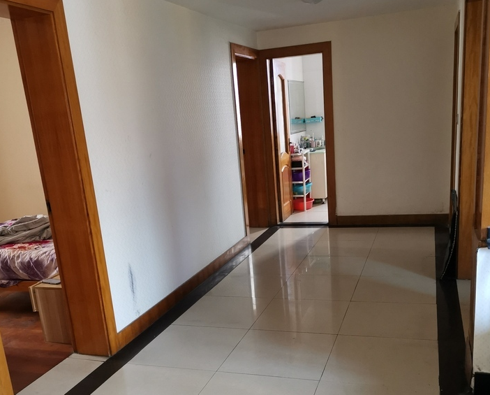 上海市嘉定区马陆街248弄小区17栋6F 